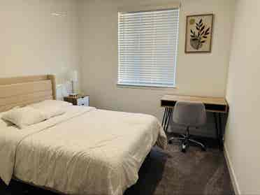 Furnished room with private bathh