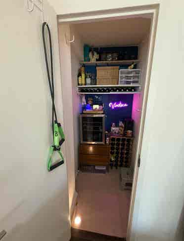 MainBR in 3BR Turn Key w/ 1 roomie