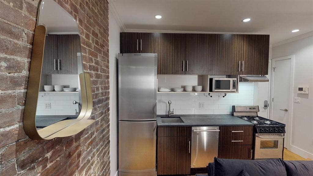 1 BR in New York