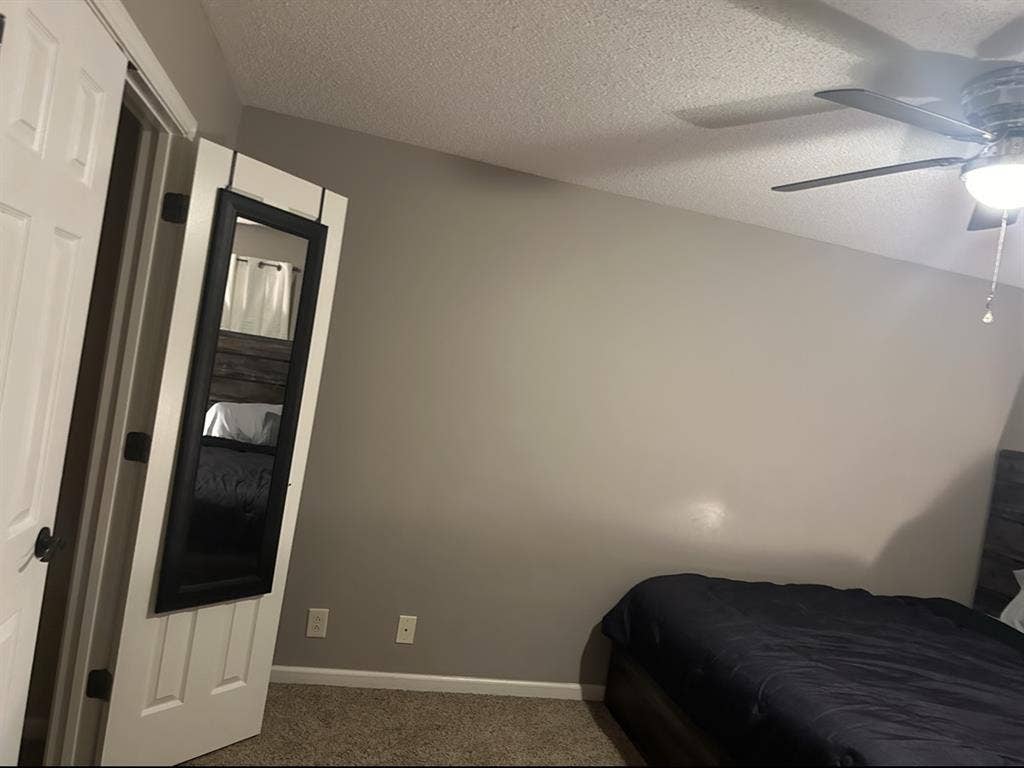 Private Bedroom w/ Shared Bathroom