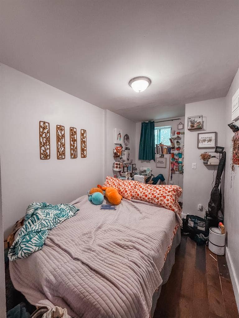 🏡 ISO Roommate in Bed-Stuy