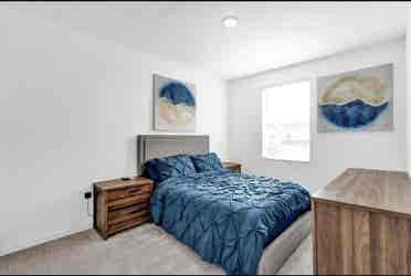 Room for Rent $ all inclusive