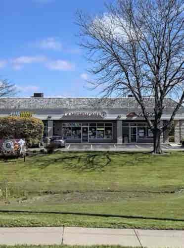 Convenient Gurnee Location!