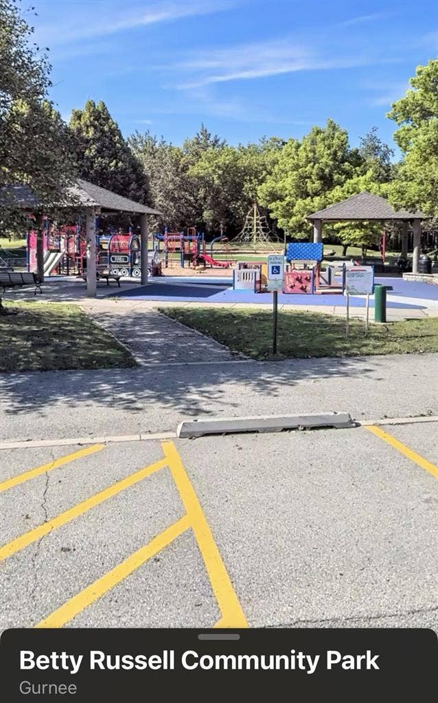 Convenient Gurnee Location!