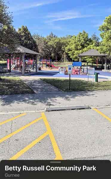 Convenient Gurnee Location!