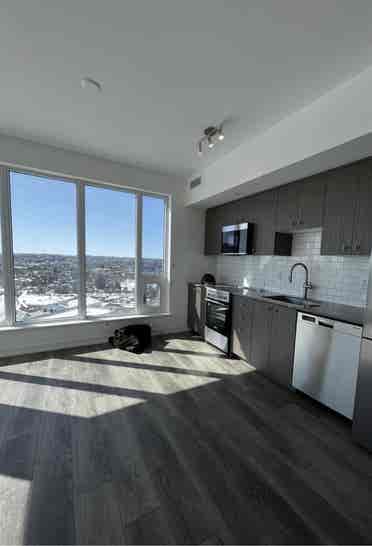 Looking to sublet  bath