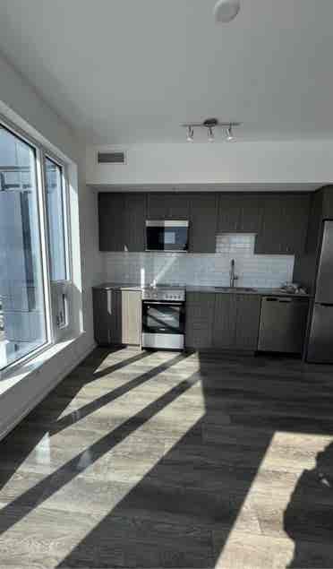 Looking to sublet  bath