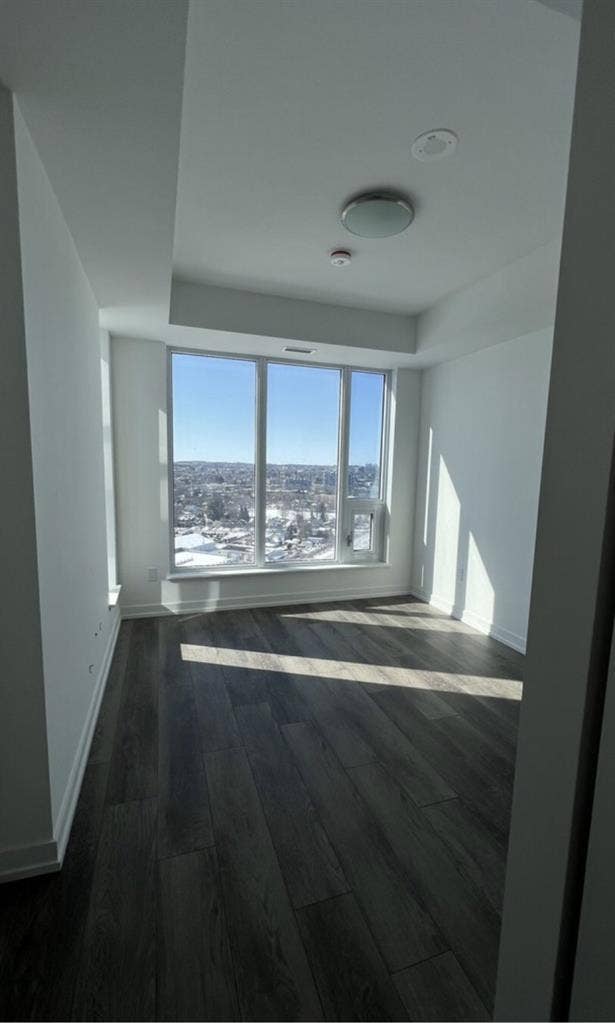 Looking to sublet bath