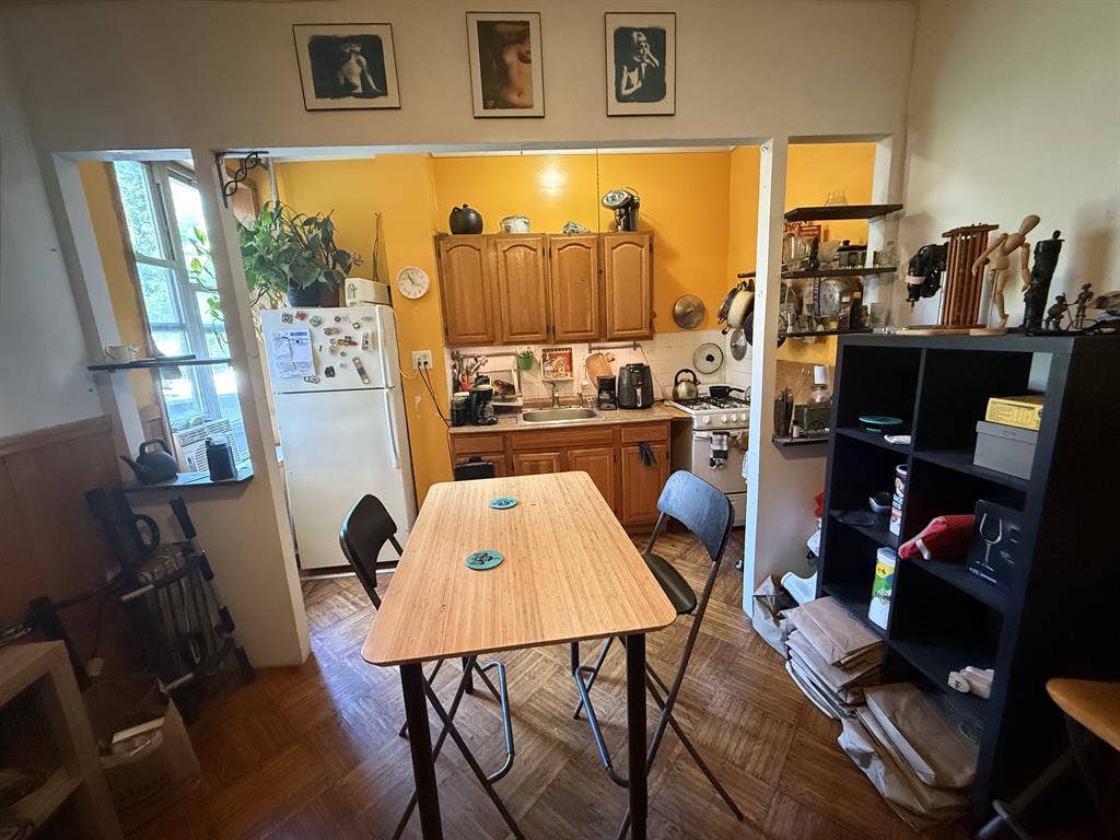Private room for rent