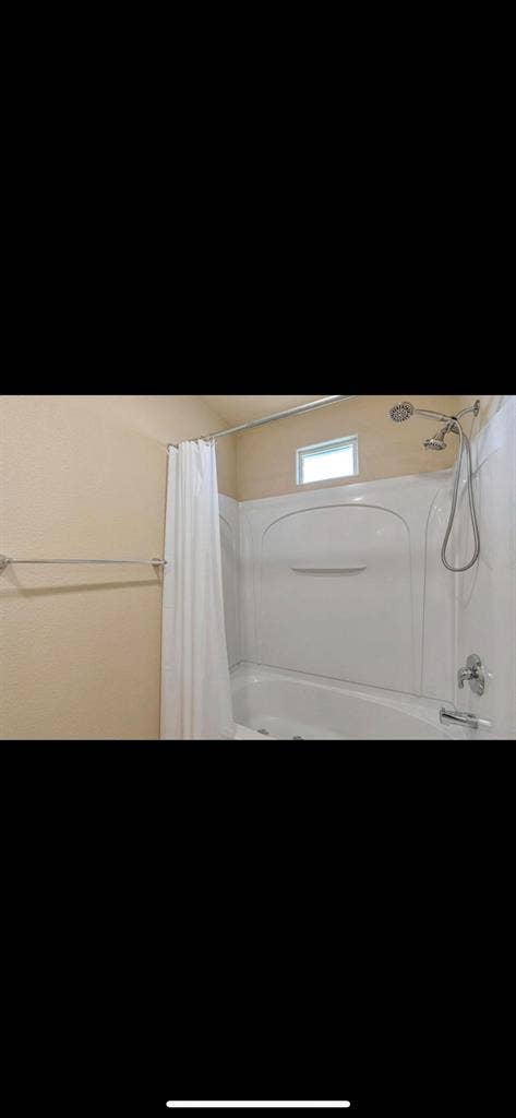 Room for rent asap