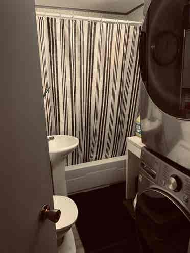 Room Near Metro – all in