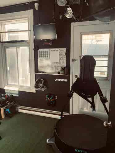 Room Near Metro – all in