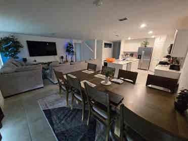 1 fully furnished room aval.