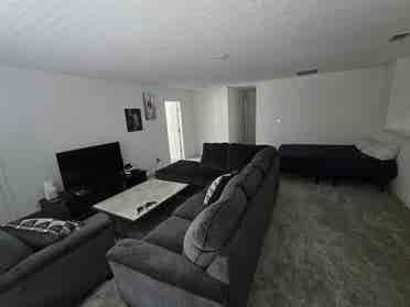 1 fully furnished room aval.