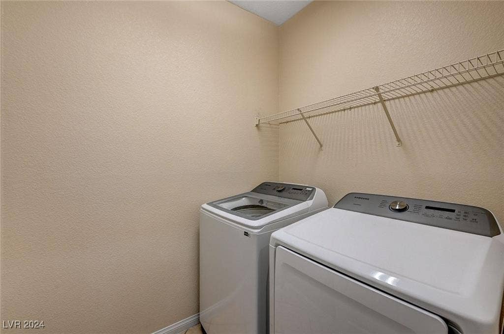 Furnished Private Room in Southwest