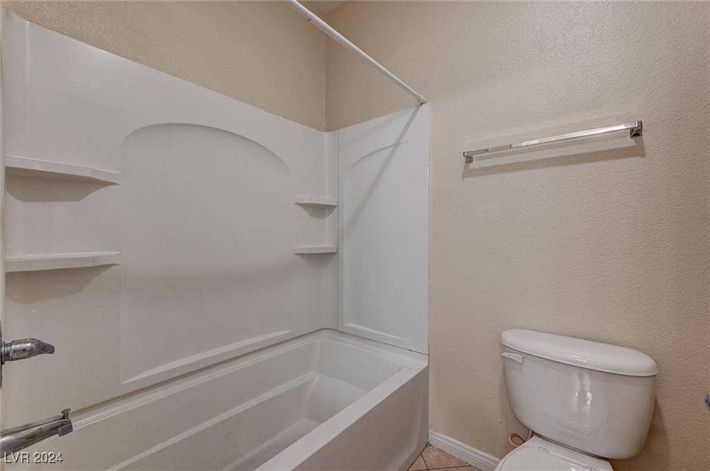 Furnished Private Room in Southwest