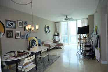 Looking for a roommate in Brickell!