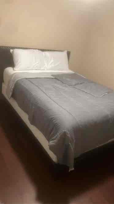 Furnished Room - Overland Park
