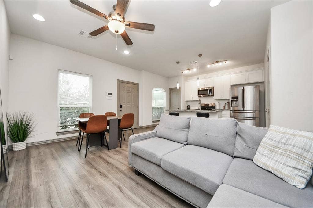 Cozy Home by South Downtown Houston