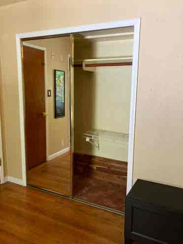 1 BEDROOM W/ 1 BATH UTILITIES INCLD