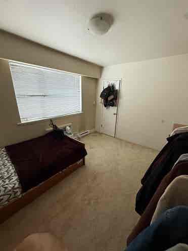 Room for rent in North Van.