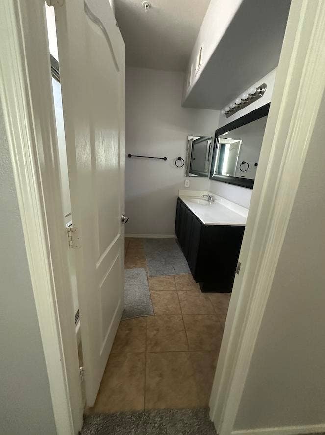Private BA Condo