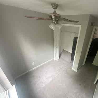 2bedrooms available shared bath