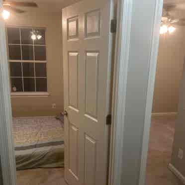 2bedrooms available shared bath
