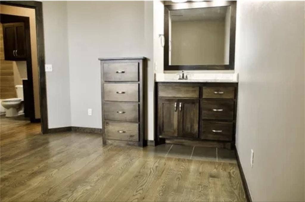 Private Room available in Norman