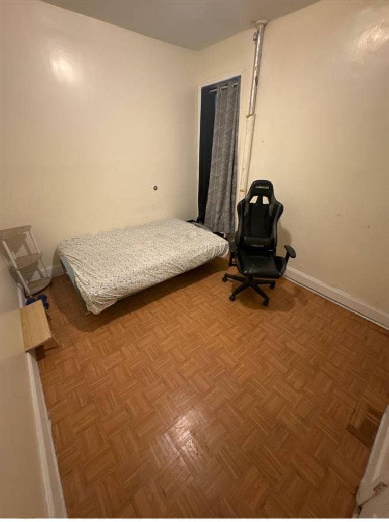 Room 4 rent