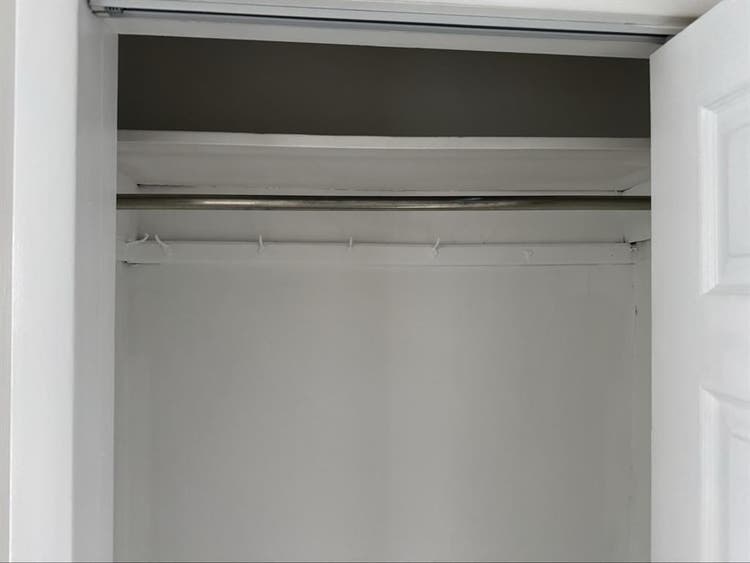 Roommate wanted