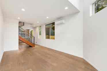 ISO Roommate for Ballard Townhouse!