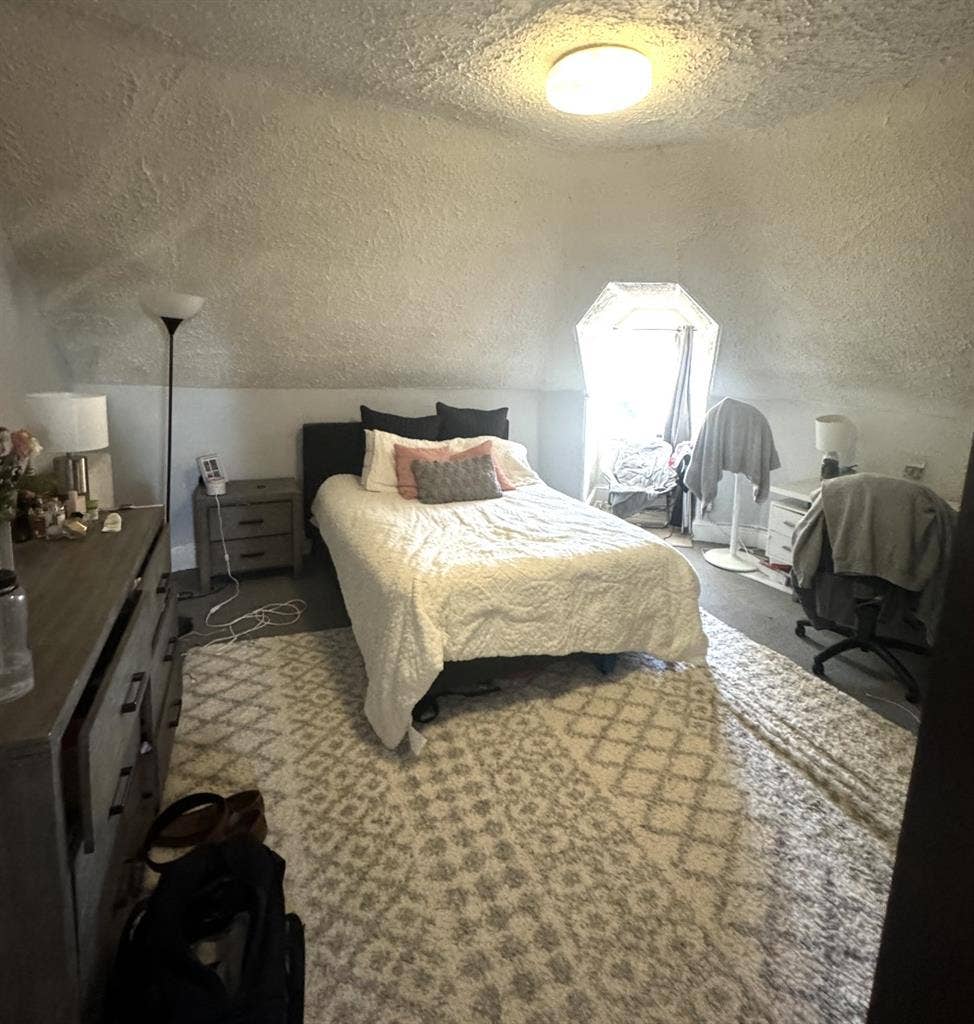 4 bedroom apartment Queens