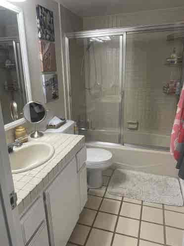 Large Room & Bath on Venice Beach