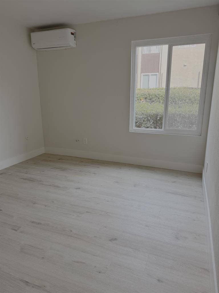 Master Bedroom Central San Diego