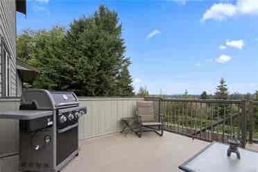 Room for rent in Colwood