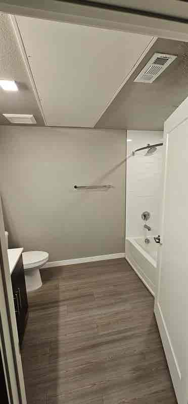 Spare room for rent