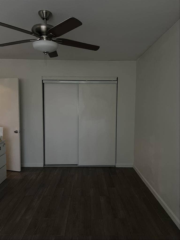 Room for rent in Long Beach