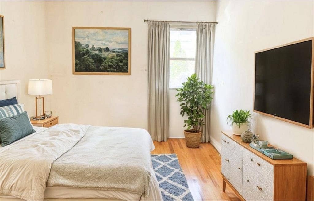 2 Rooms Available B - Rego Park