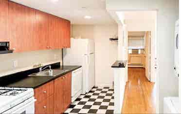 2 Rooms Available B - Rego Park