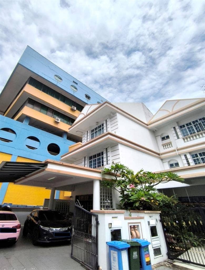 Superb Location – Katong, Singapore