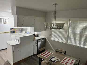Room for rent 5 min away from beach