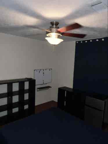 Large room rental all bills paid