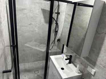 Ensuite room Clarkson
