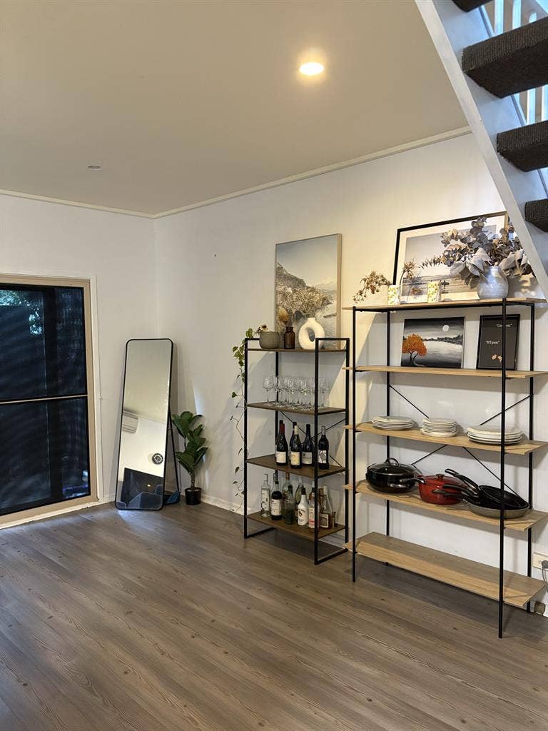 3 month Carlton north sublet!