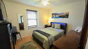 Furnished Quiet Cul-de-Sac Living