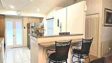 Furnished Quiet Cul-de-Sac Living