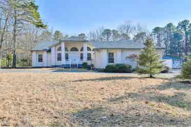 STUDENT HOUSING FOR RENT