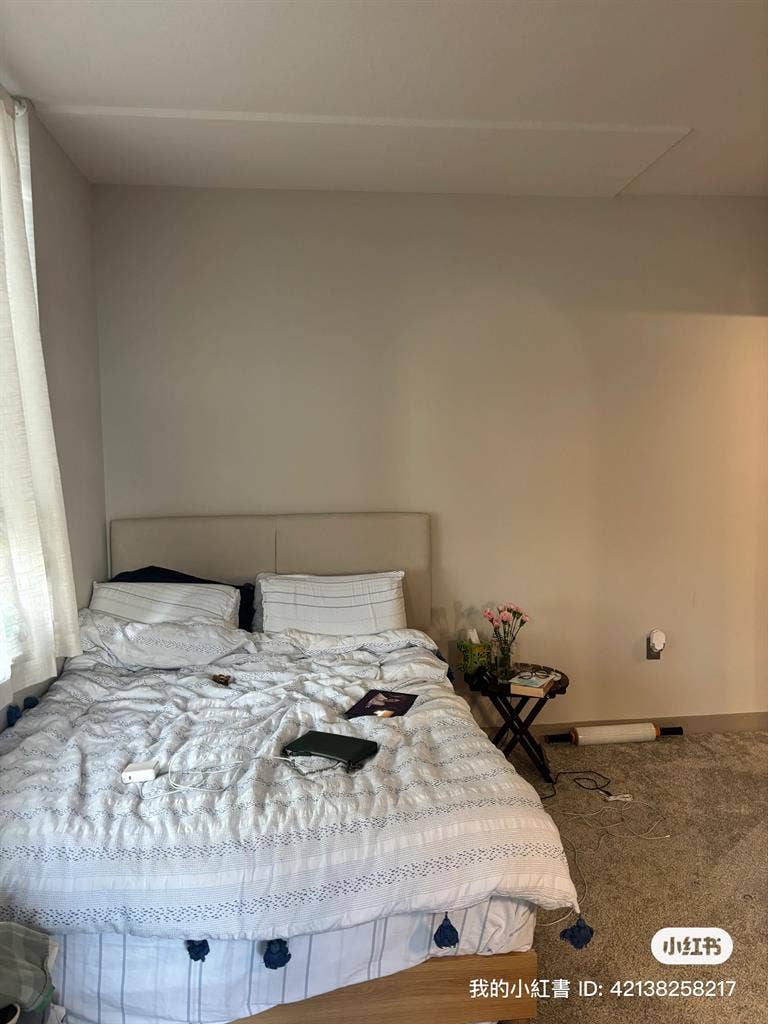 lease - master bedroom in a b