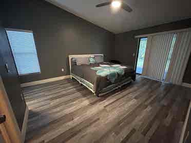 MasterBedroom with ensuite bathroom